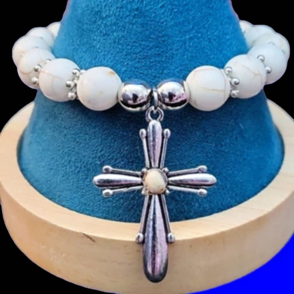 Cross ✝️ Stretch Bracelet White Turquoise Healing Stones  Easter Gift 🐇🎁
